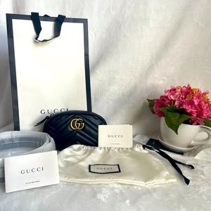 ❌SOLD❌  Authentic Gucci Black GG Marmont Matelassé Leather Belt Bag Size 85 cm